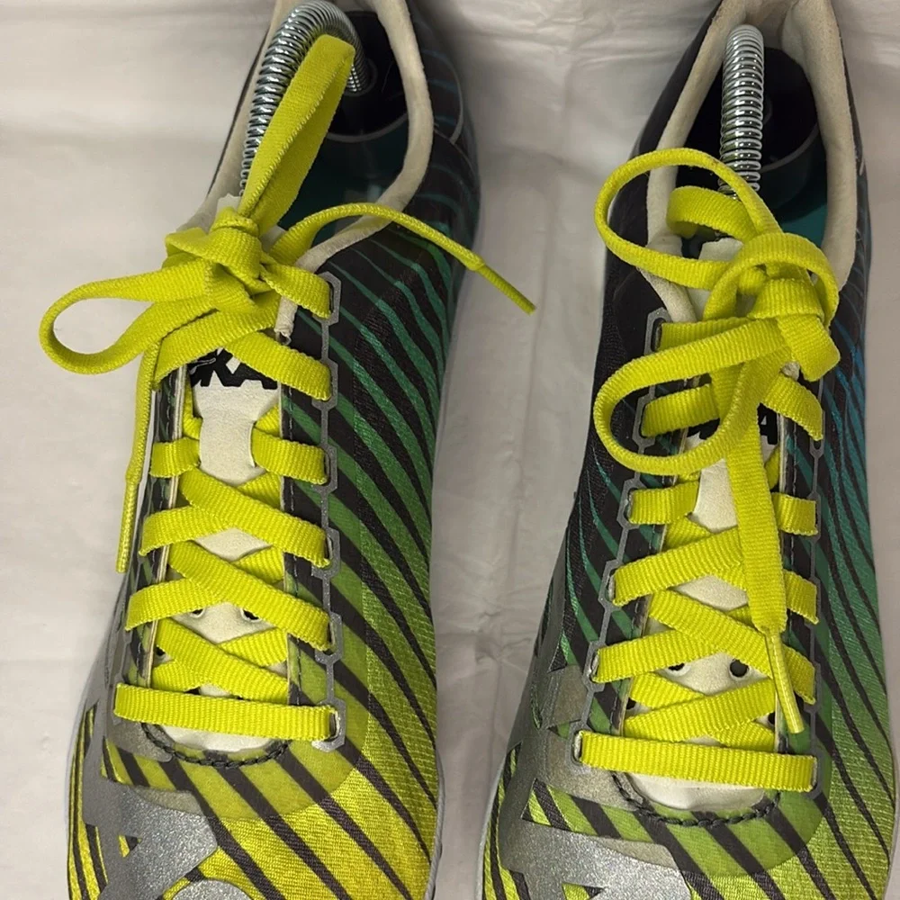 Hoka One One hoka one